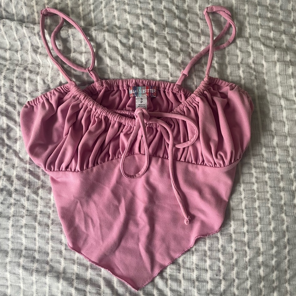 Urban outfitters pink crop tank top